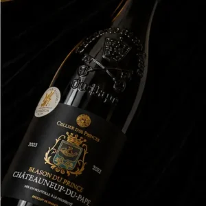 Cellier des Princes – Blason du Prince Châteauneuf-du-Pape_col2_part2