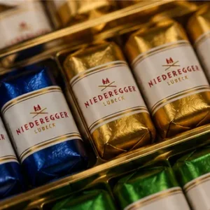Niederegger Lübeck – Duży Zestaw Marcepanowych Pralinek w Gorzkiej i Mlecznej Czekoladzie, 7 smaków – 375 g_col1_part3
