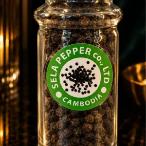 Sela Pepper – czarny pieprz ziarnisty z Kambodży z młynkiem 71 g